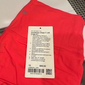 NWOT - Align HR cop 21” - lipgloss (color)